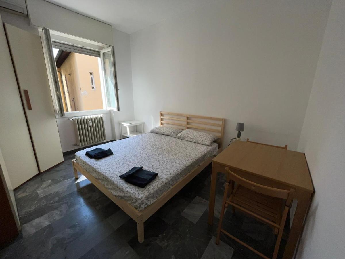 Bilocale Roggia Scagna 7 Lägenhet Milano Exteriör bild